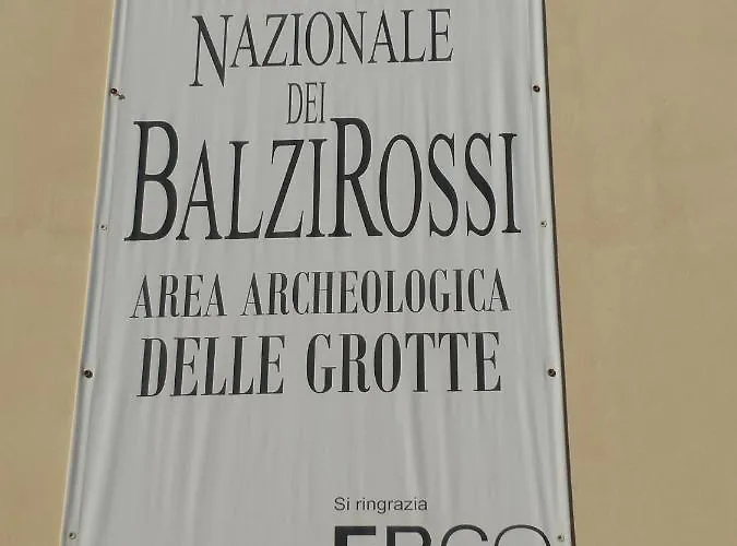 A Un Passo Dal Mare Balzi Rossi * 文蒂米利亚